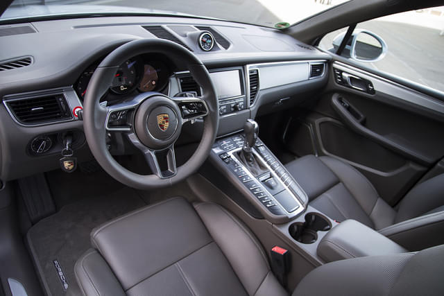Porsche Macan Dashboard